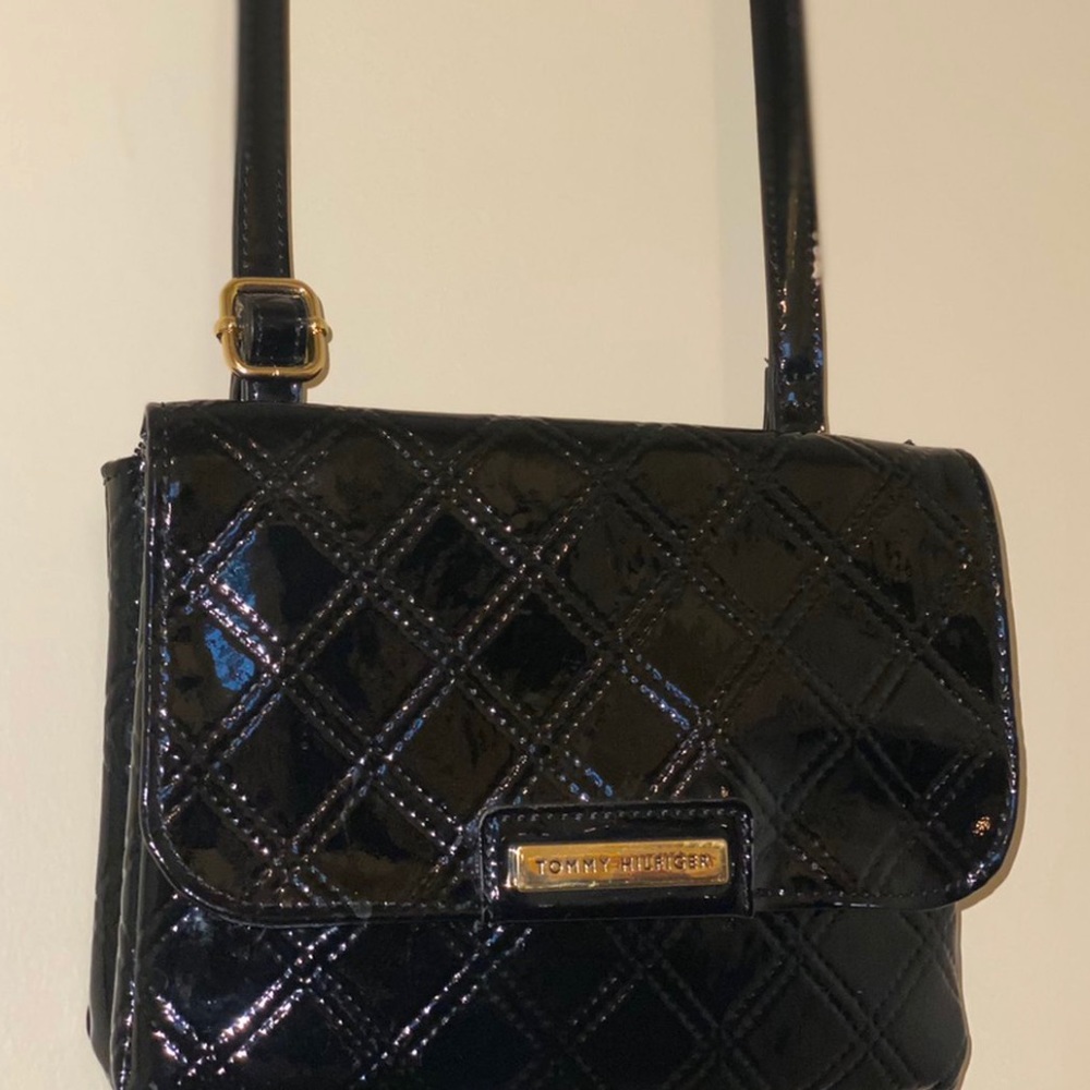 Black Tommy Hilfiger Crossbody